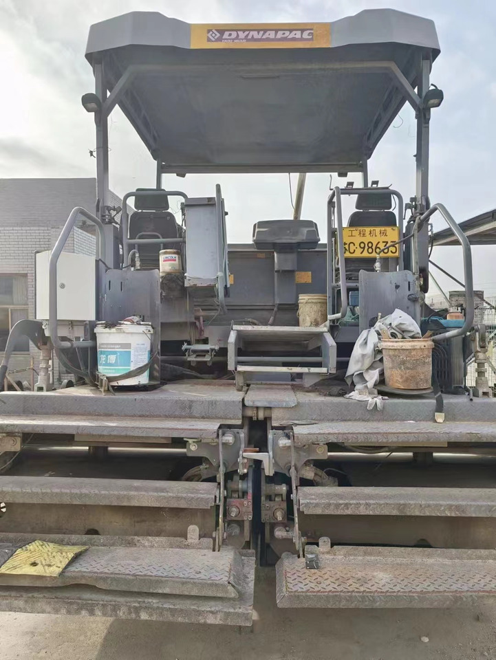 DYNAPAC F3030 Used Asphalt Paver For Sale - Asphalt paver: picture 5 DYNAPAC F3030 Used Asphalt Paver For Sale - Asphalt paver: picture 5