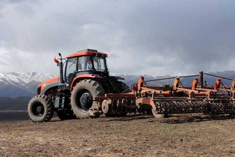 New Farm tractor XCMG Factory KAT1204 Farm Tractor 4x4 Agriculture Machinery Tractors for Sale Price: picture 5