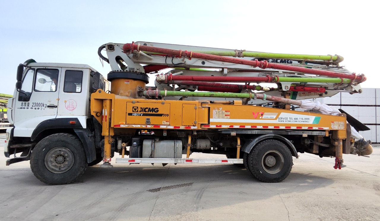 XCMG Official Concrete Machine HB37V Mini Concrete Pump 37m Used Diesel Concrete Mixer Pump Truck Price - Concrete pump truck: picture 4 XCMG Official Concrete Machine HB37V Mini Concrete Pump 37m Used Diesel Concrete Mixer Pump Truck Price - Concrete pump truck: picture 4