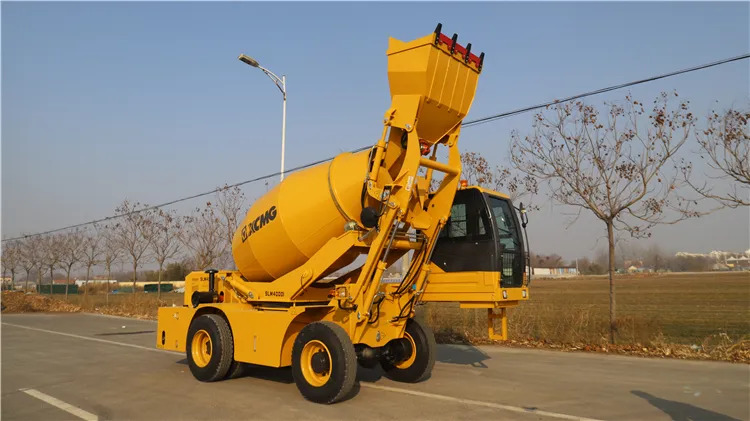 XCMG Official Mini Concrete Mixer with Self Loading for Sale - Concrete mixer truck: picture 4 XCMG Official Mini Concrete Mixer with Self Loading for Sale - Concrete mixer truck: picture 4