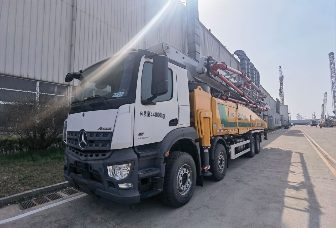 XCMG Official Schwing Concrete Pump HB62V Used Telescopic Concrete Pump Truck Price - Concrete pump truck: picture 5 XCMG Official Schwing Concrete Pump HB62V Used Telescopic Concrete Pump Truck Price - Concrete pump truck: picture 5