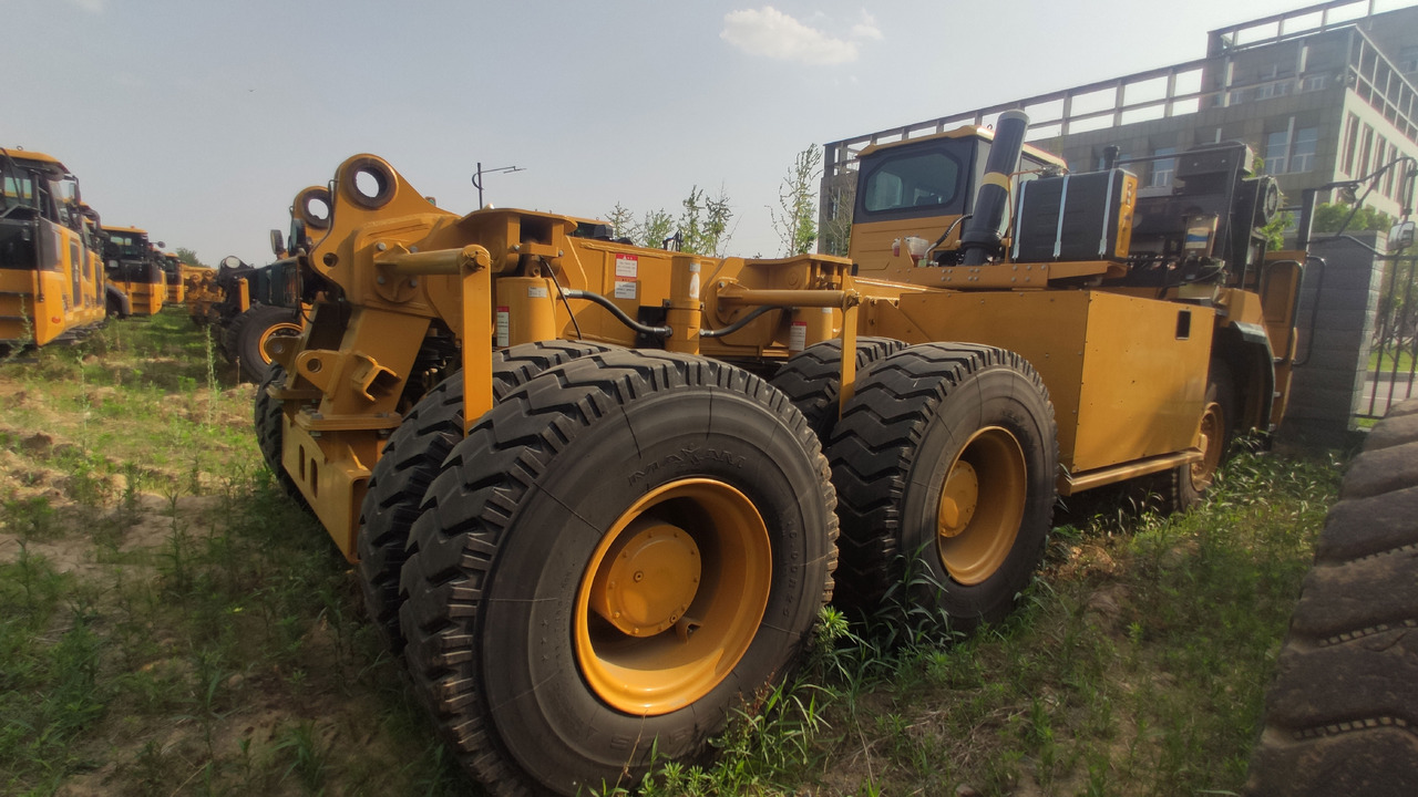XCMG Official Second Hand Tipper Dump Truck XDR80T Mining Dump Truck Price - Dumper: picture 3 XCMG Official Second Hand Tipper Dump Truck XDR80T Mining Dump Truck Price - Dumper: picture 3