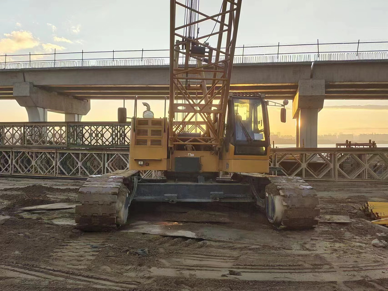 XCMG Official Used Mini Mobile Crane XGC75 75 Ton Crawler Crane With Cheap Price - Crawler crane: picture 3 XCMG Official Used Mini Mobile Crane XGC75 75 Ton Crawler Crane With Cheap Price - Crawler crane: picture 3