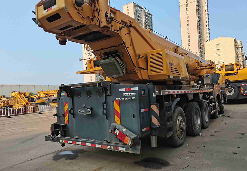 XCMG QY95K7C 90ton 95ton second hand hydraulic crane price - Mobile crane: picture 3 XCMG QY95K7C 90ton 95ton second hand hydraulic crane price - Mobile crane: picture 3