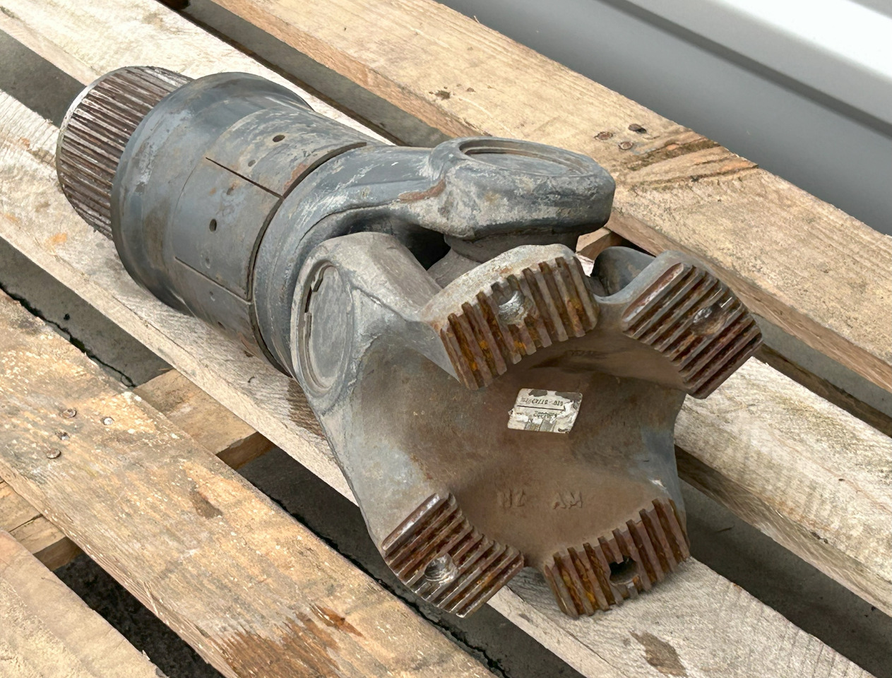 Propeller shaft DAF CF EURO 6 440 DRIVE SHAFT LENGTH 1640 MM: picture 9 Propeller shaft DAF CF EURO 6 440 DRIVE SHAFT LENGTH 1640 MM: picture 9