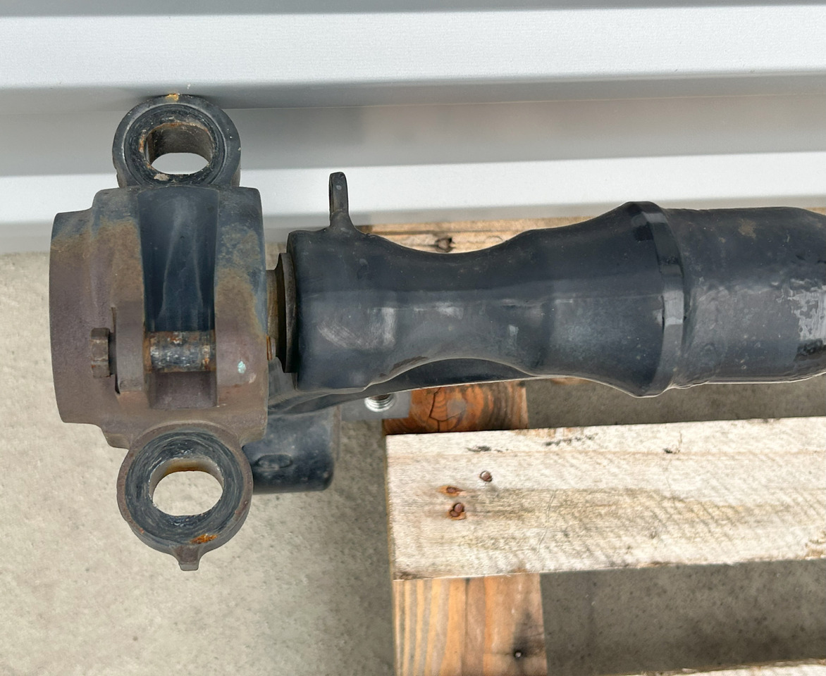 DAF CF EURO 6 COMPLETE CABIN TIPPING ROD - Cab suspension: picture 3 DAF CF EURO 6 COMPLETE CABIN TIPPING ROD - Cab suspension: picture 3