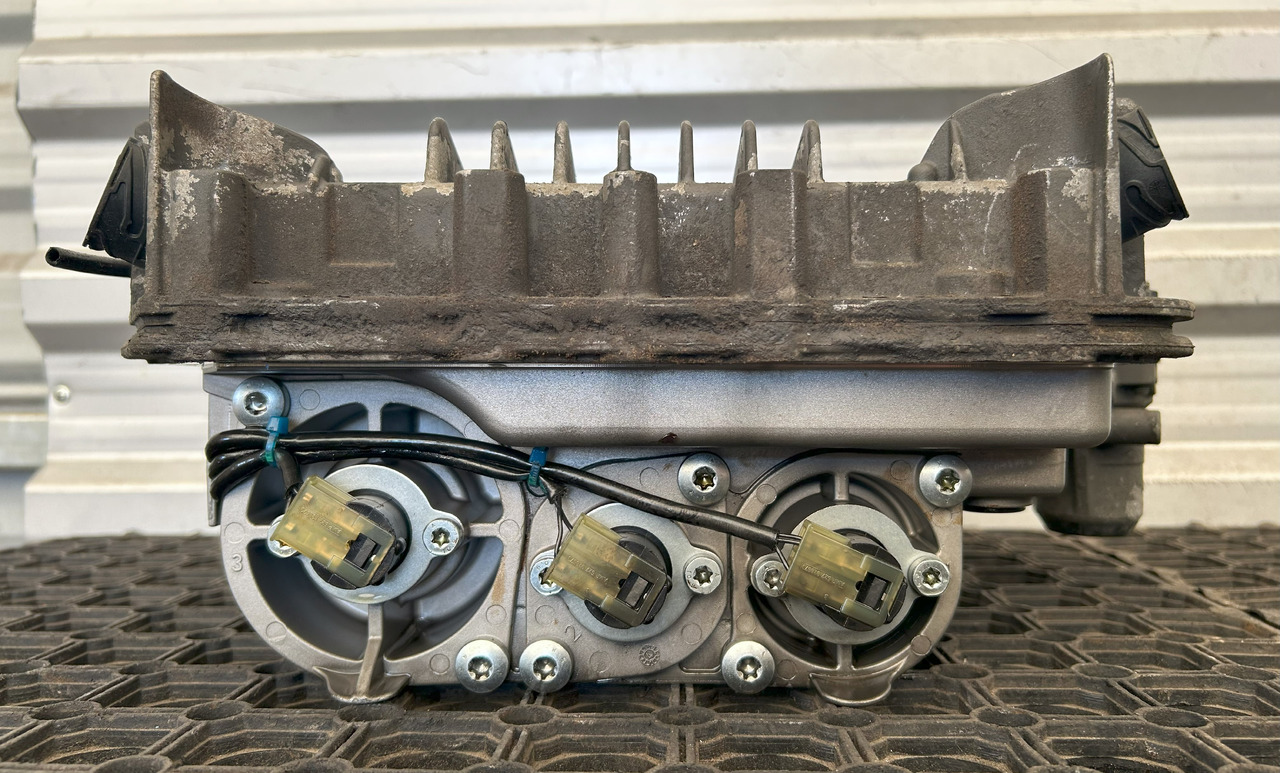 DAF CF EURO 6 ZF ASTRONIC MODULATOR SELECTOR - ECU for Truck: picture 4 DAF CF EURO 6 ZF ASTRONIC MODULATOR SELECTOR - ECU for Truck: picture 4