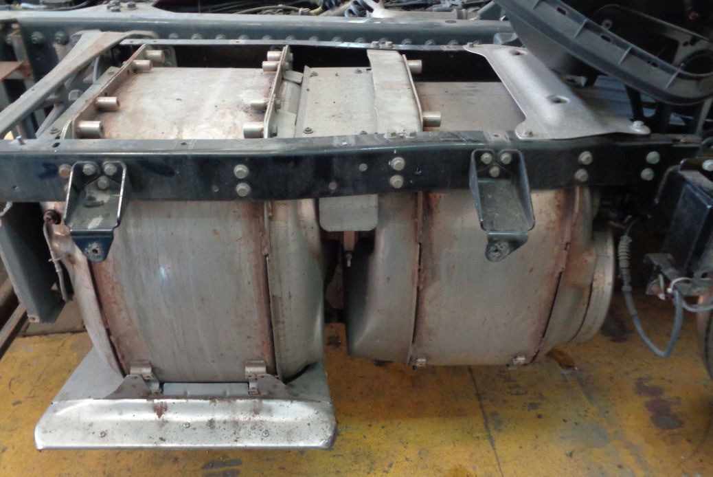 DAF XF 106 1940705 DAF XF 106 truck - Catalytic converter for Truck: picture 2 DAF XF 106 1940705 DAF XF 106 truck - Catalytic converter for Truck: picture 2