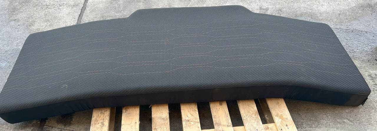 DAF XF 106 480 MATTRESS LOWER BED COMFORT - Cab and interior: picture 2 DAF XF 106 480 MATTRESS LOWER BED COMFORT - Cab and interior: picture 2