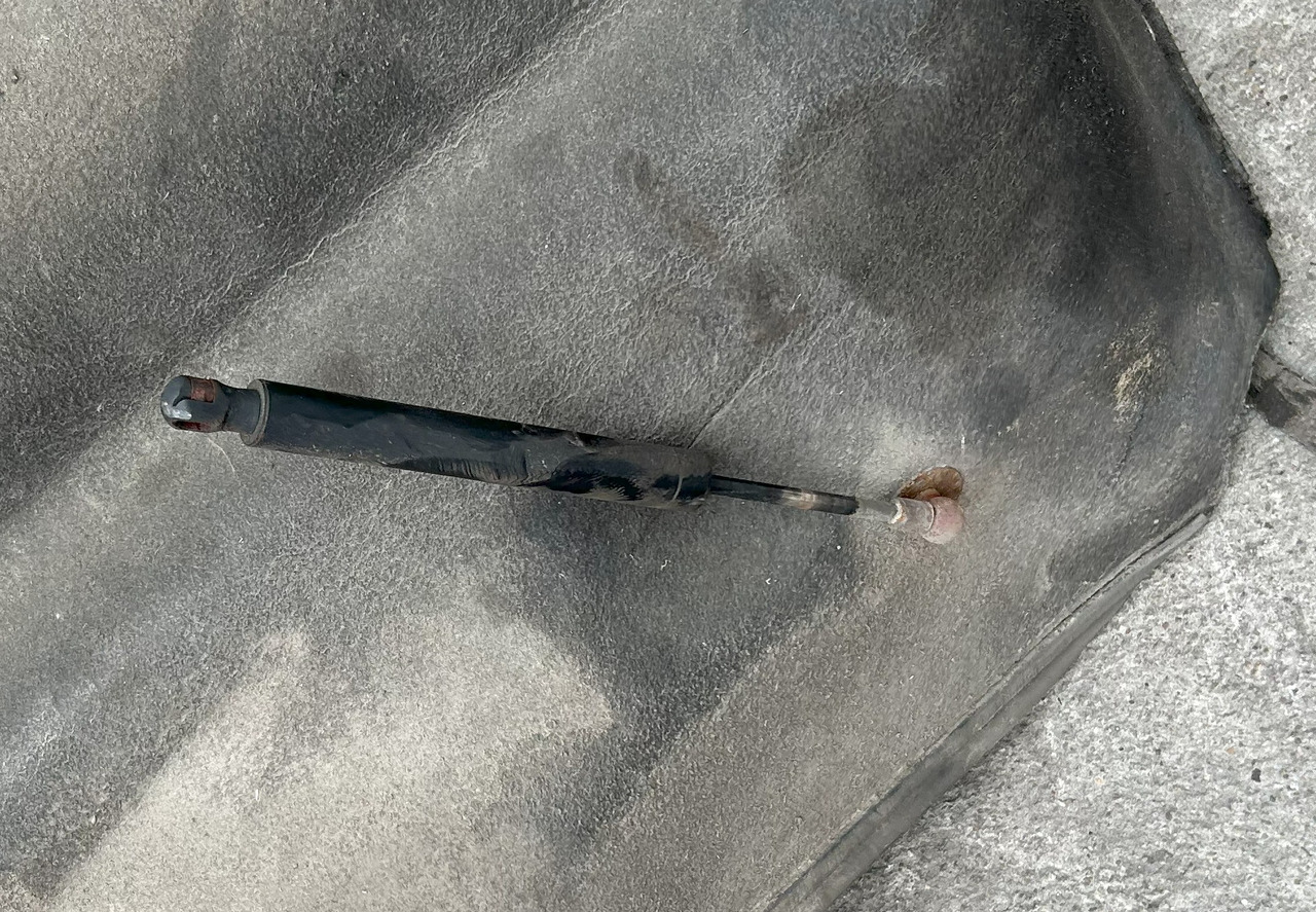 DAF XF 106 480 SOUNDPROOFING ECOLOGY ENGINE - Cab and interior: picture 4 DAF XF 106 480 SOUNDPROOFING ECOLOGY ENGINE - Cab and interior: picture 4