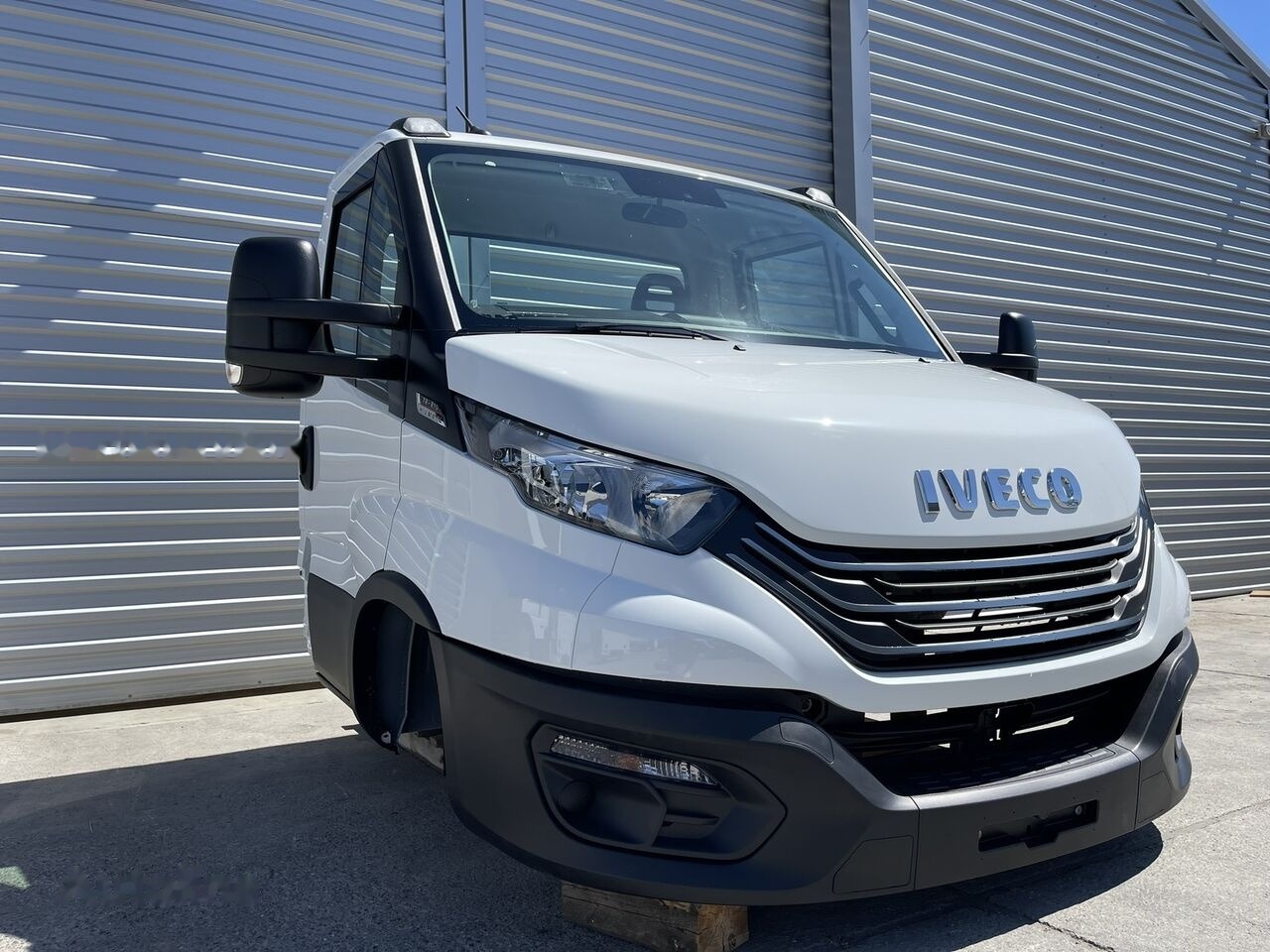 IVECO DAILY VII 72-210 for IVECO DAILY 75-210 - Cab: picture 1 IVECO DAILY VII 72-210 for IVECO DAILY 75-210 - Cab: picture 1