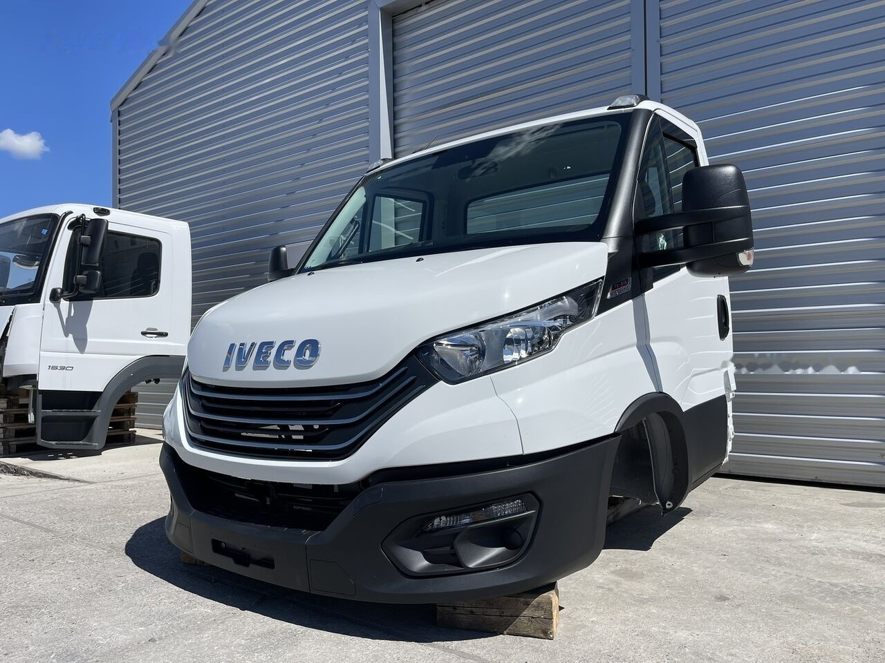 IVECO DAILY VII 72-210 for IVECO DAILY 75-210 - Cab: picture 3 IVECO DAILY VII 72-210 for IVECO DAILY 75-210 - Cab: picture 3