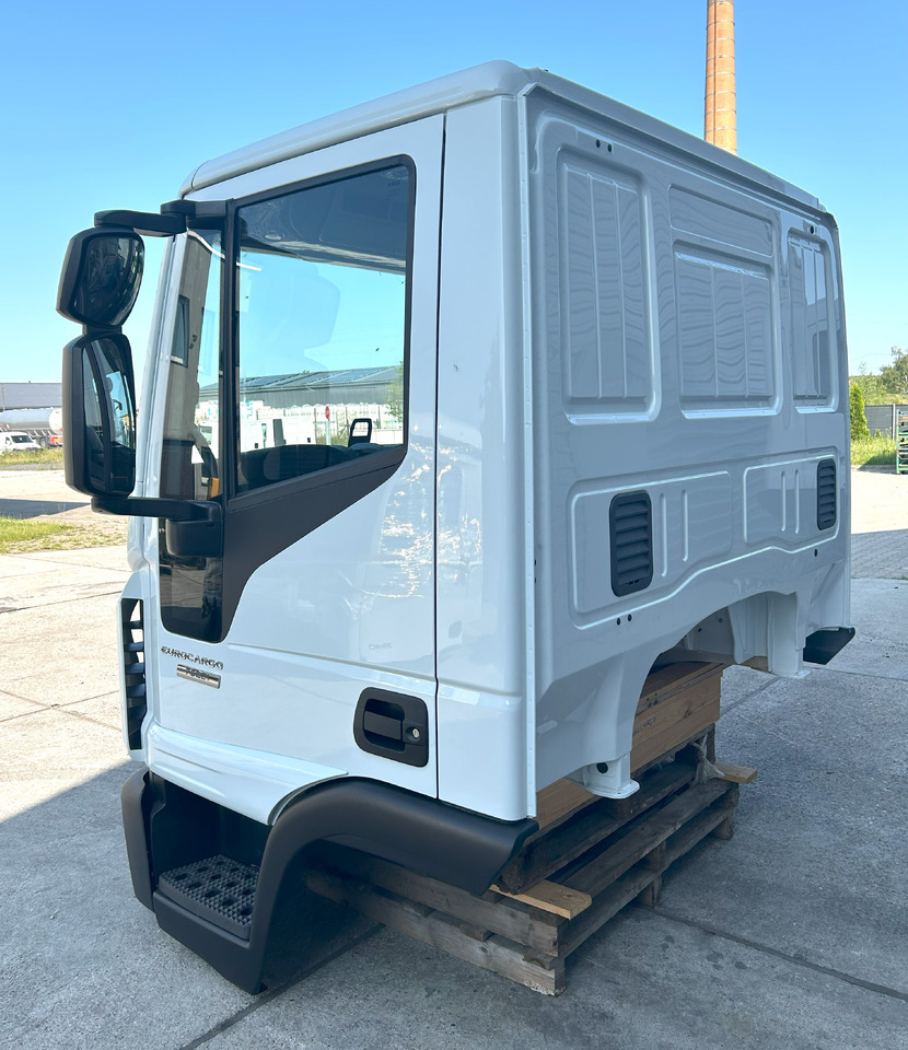 IVECO Eurocargo 75 DAY cabine Fahrerhaus Cab 2025 - Cab for Car: picture 5 IVECO Eurocargo 75 DAY cabine Fahrerhaus Cab 2025 - Cab for Car: picture 5