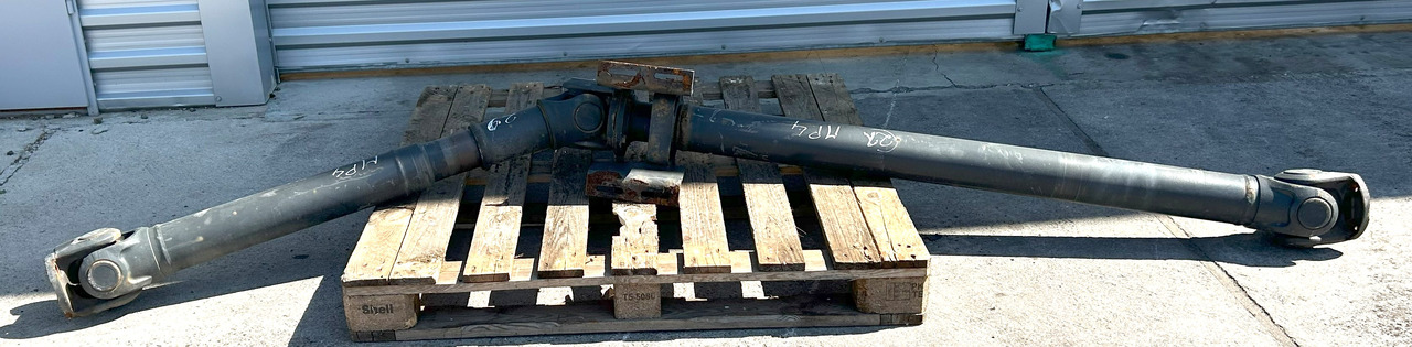 MERCEDES-BENZ ACTROS MP4 DRIVE SHAFT - Propeller shaft: picture 1 MERCEDES-BENZ ACTROS MP4 DRIVE SHAFT - Propeller shaft: picture 1