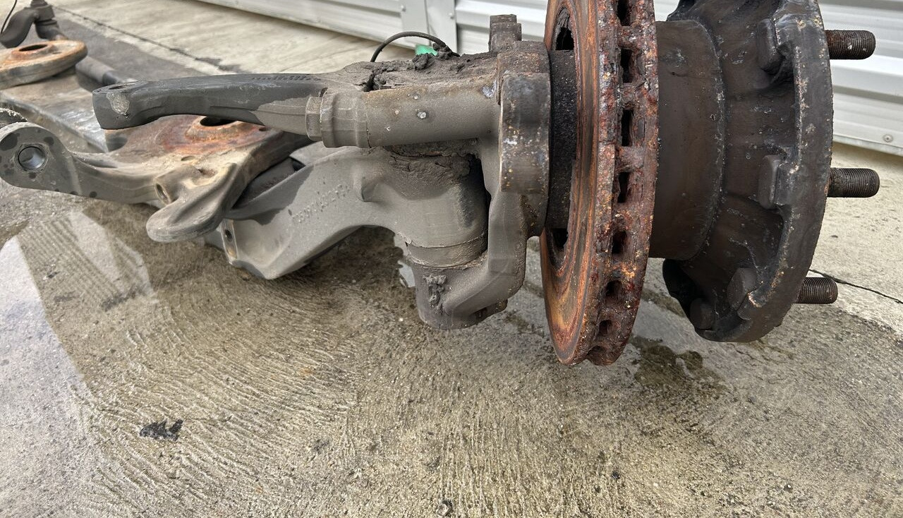 Mercedes-Benz ACTROS MP4 A9603312701 Mercedes-Benz ACTROS MP4 truck - Axle and parts for Truck: picture 3 Mercedes-Benz ACTROS MP4 A9603312701 Mercedes-Benz ACTROS MP4 truck - Axle and parts for Truck: picture 3
