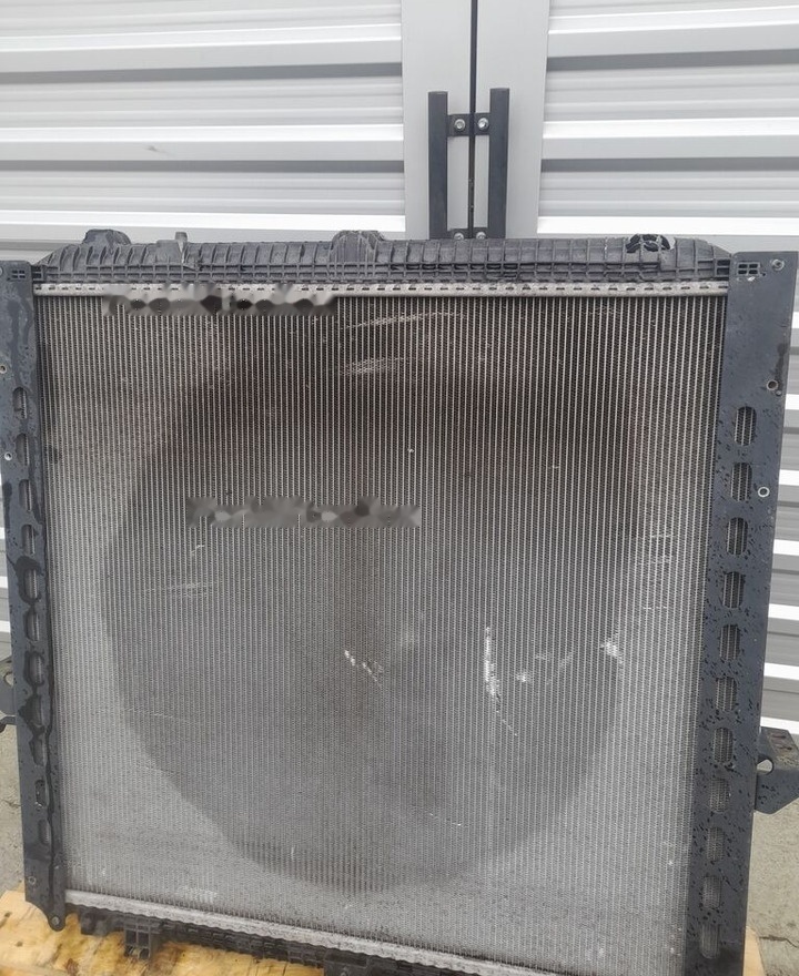 Mercedes-Benz ACTROS MP4 A9605000801   Mercedes-Benz truck - Radiator for Truck: picture 2 Mercedes-Benz ACTROS MP4 A9605000801   Mercedes-Benz truck - Radiator for Truck: picture 2