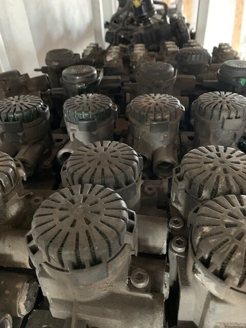 WABCO 1867002 DAF XF 106 truck - Brake valve for Truck: picture 5 WABCO 1867002 DAF XF 106 truck - Brake valve for Truck: picture 5