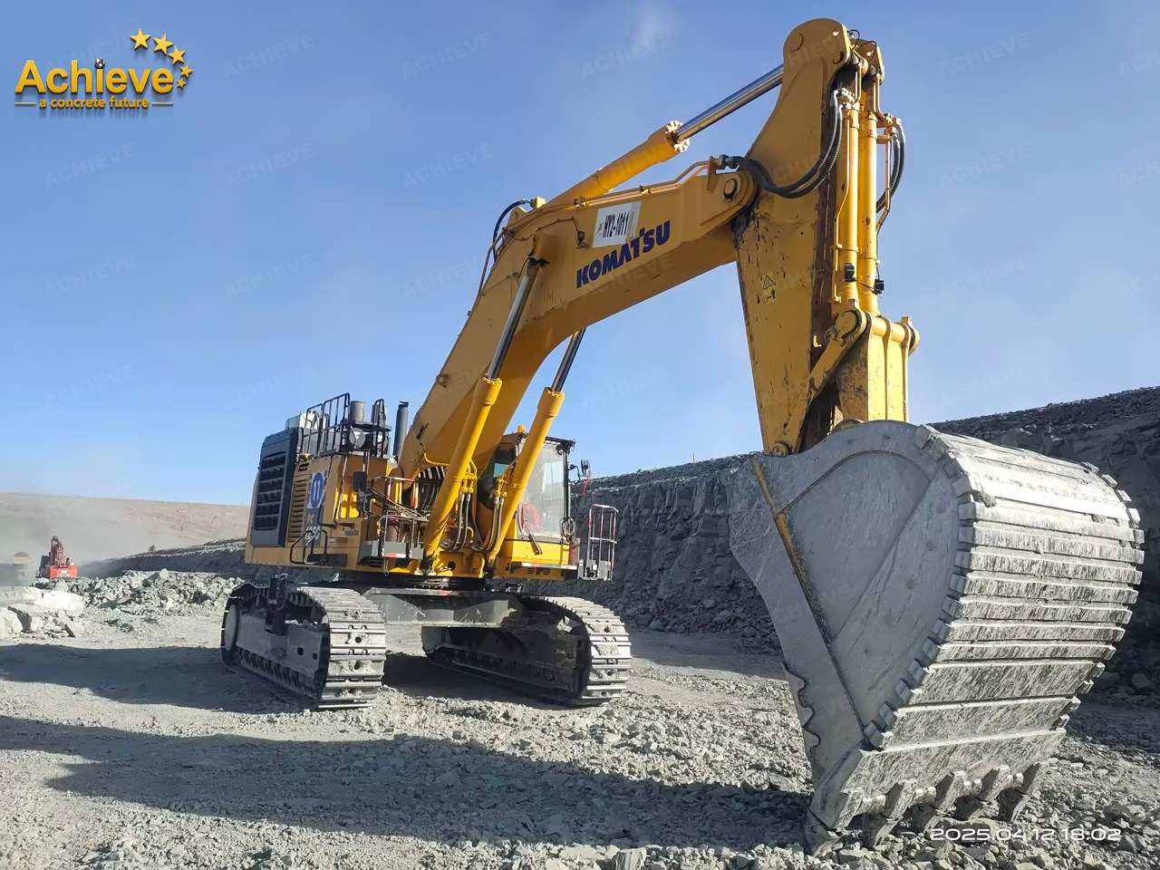 Komatsu 【ACHIEVE】TOP CONDITION!!! PC1250-11R 2023 4500h Horsepower (HP) 758 HP @ 1,800 rpm Operating weight (lbs) 269,300 - 272,600 Bucket Capacity (yd3) 5.3-9.5 - Crawler excavator: picture 1 Komatsu 【ACHIEVE】TOP CONDITION!!! PC1250-11R 2023 4500h Horsepower (HP) 758 HP @ 1,800 rpm Operating weight (lbs) 269,300 - 272,600 Bucket Capacity (yd3) 5.3-9.5 - Crawler excavator: picture 1