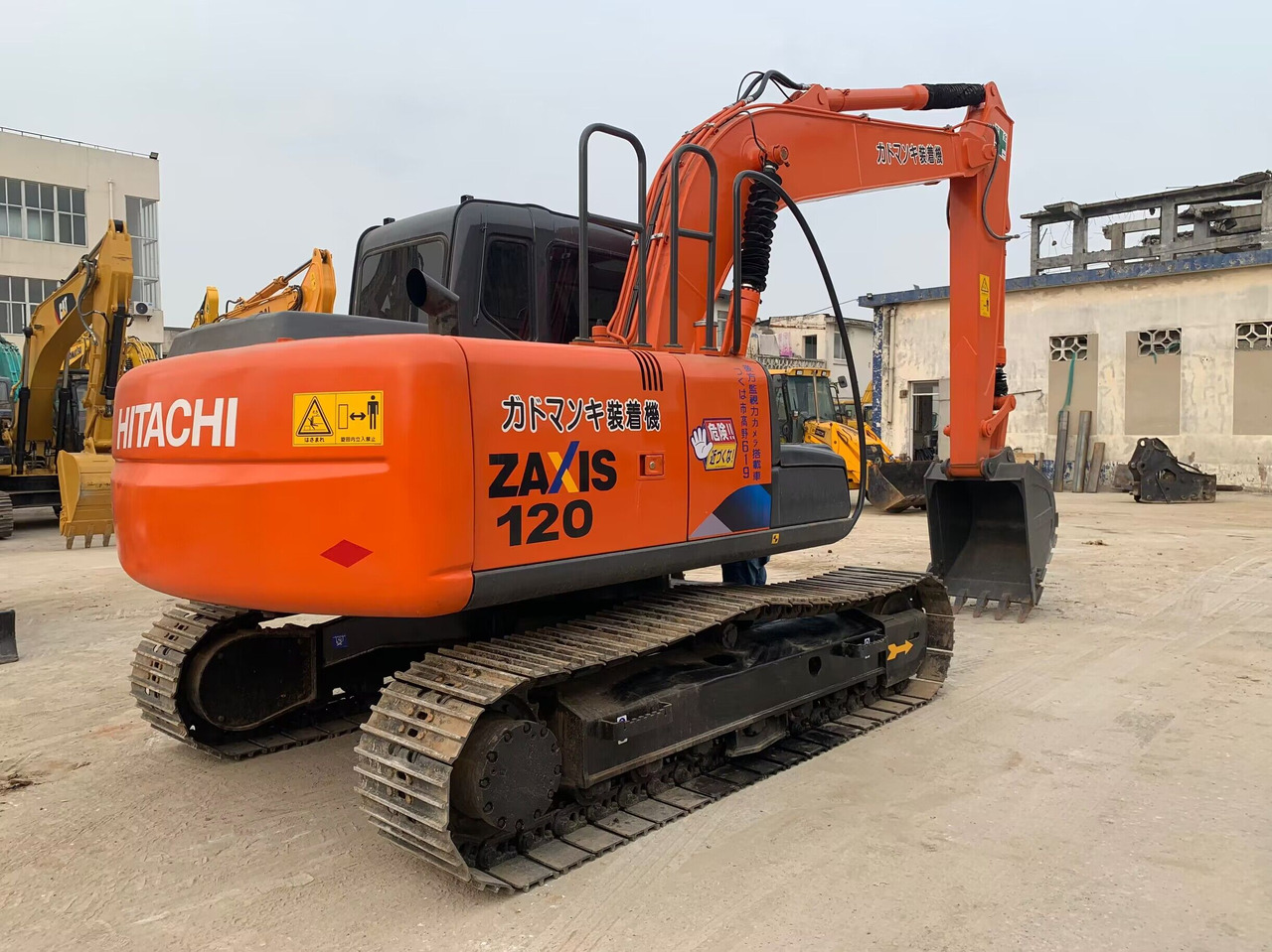 Hitachi Excavator ZX120 Good Price Used Excavator 12 ton Capacity - Crawler excavator: picture 2 Hitachi Excavator ZX120 Good Price Used Excavator 12 ton Capacity - Crawler excavator: picture 2
