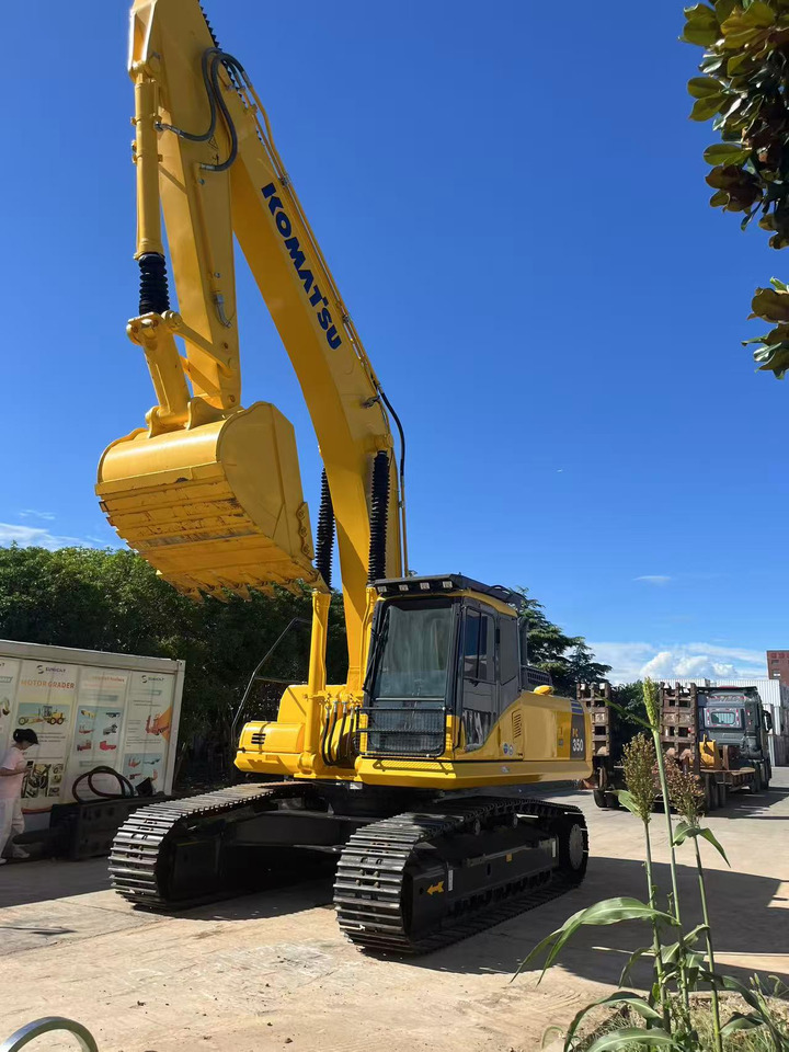 Komatsu PC350 Secondhand Big Excavator 35 ton Capacity - Crawler excavator: picture 5 Komatsu PC350 Secondhand Big Excavator 35 ton Capacity - Crawler excavator: picture 5
