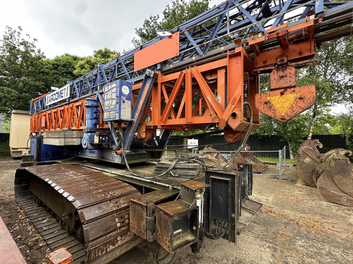 ARCOMET T33C on tracks - Self-erecting tower crane: picture 1 ARCOMET T33C on tracks - Self-erecting tower crane: picture 1