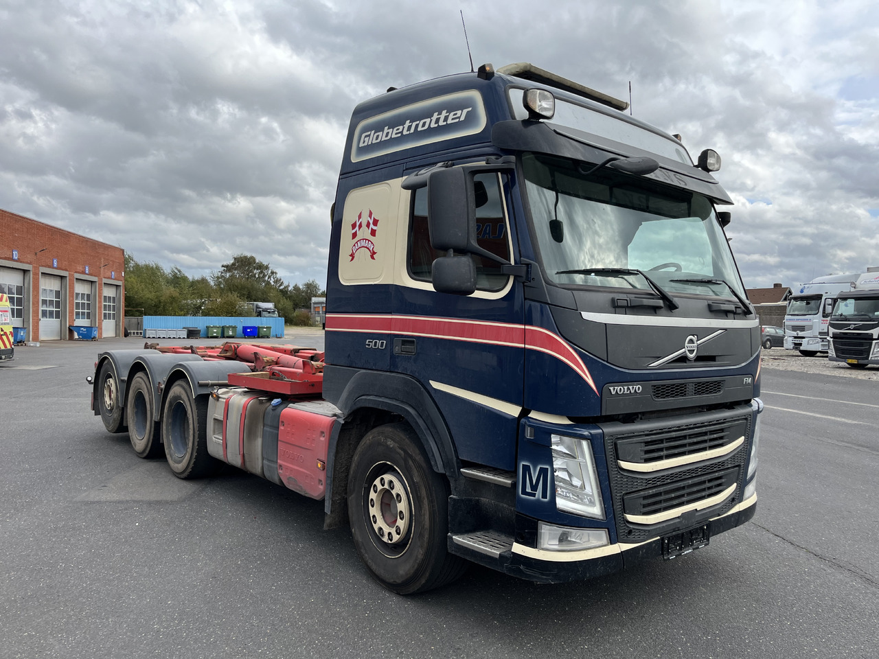 Volvo FM 500 8x4 - Hook lift truck: picture 3 Volvo FM 500 8x4 - Hook lift truck: picture 3