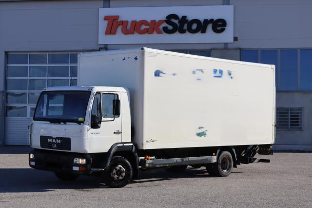 MAN 8.180 TACHOSCHEIBE - Box truck: picture 1 MAN 8.180 TACHOSCHEIBE - Box truck: picture 1