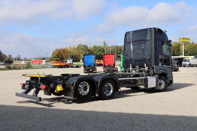 Mercedes-Benz Actros 2553 L - Container transporter/ Swap body truck: picture 3 Mercedes-Benz Actros 2553 L - Container transporter/ Swap body truck: picture 3