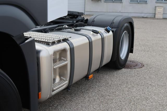 Mercedes-Benz Actros 1842 LS - Tractor unit: picture 3 Mercedes-Benz Actros 1842 LS - Tractor unit: picture 3