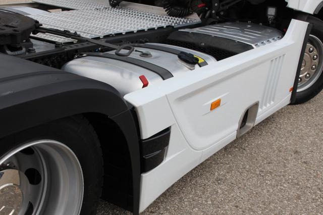 Mercedes-Benz Actros 1848LSNRL LOW LINER - Tractor unit: picture 5 Mercedes-Benz Actros 1848LSNRL LOW LINER - Tractor unit: picture 5