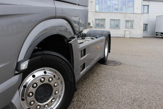 Mercedes-Benz Actros 1853 LS - Tractor unit: picture 2 Mercedes-Benz Actros 1853 LS - Tractor unit: picture 2