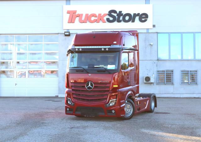 Mercedes-Benz Actros 1853LS LOW LINER - Tractor unit: picture 1 Mercedes-Benz Actros 1853LS LOW LINER - Tractor unit: picture 1