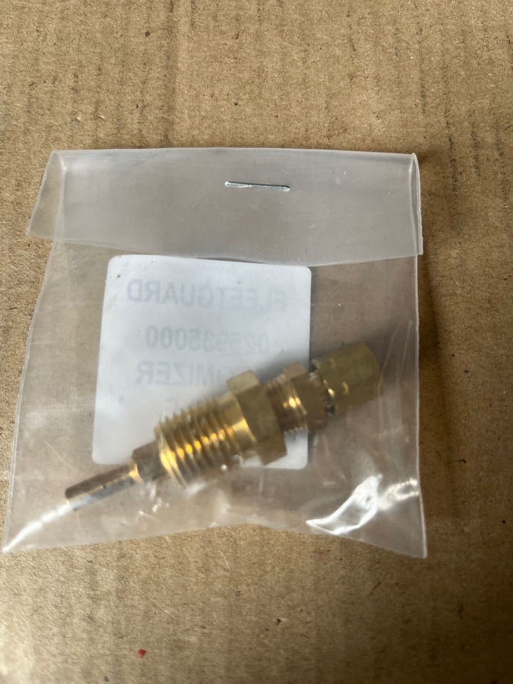 Fleetguard Injector 025935000 259350 - Spare parts for Construction machinery: picture 2 Fleetguard Injector 025935000 259350 - Spare parts for Construction machinery: picture 2