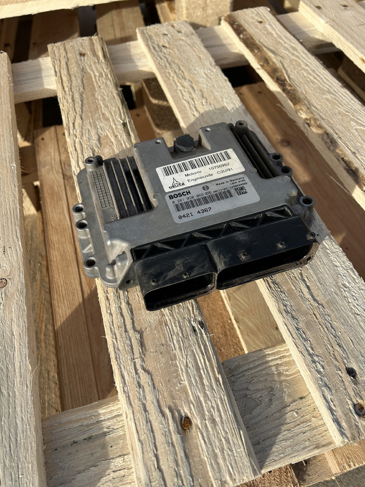 DEUTZ C3UI91 - ECU for Excavator: picture 1 DEUTZ C3UI91 - ECU for Excavator: picture 1