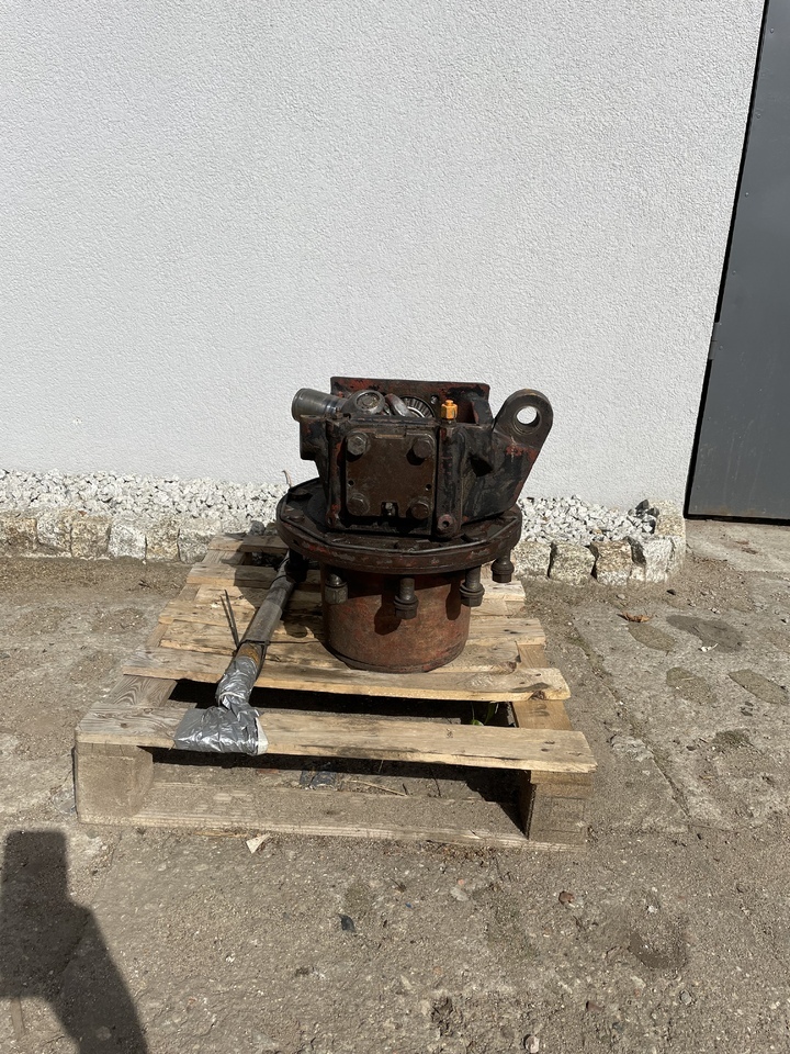 ZF APL-B755 - Final drive: picture 1 ZF APL-B755 - Final drive: picture 1