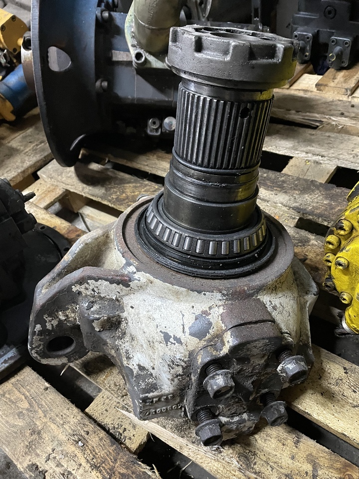 ZF MS-E3050 - Axle and parts for Wheel excavator: picture 1 ZF MS-E3050 - Axle and parts for Wheel excavator: picture 1