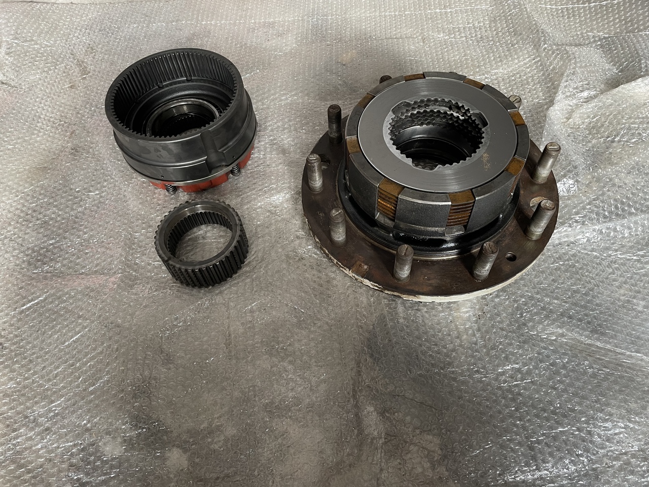 ZF MSE 3050 - Axle and parts for Wheel excavator: picture 1 ZF MSE 3050 - Axle and parts for Wheel excavator: picture 1