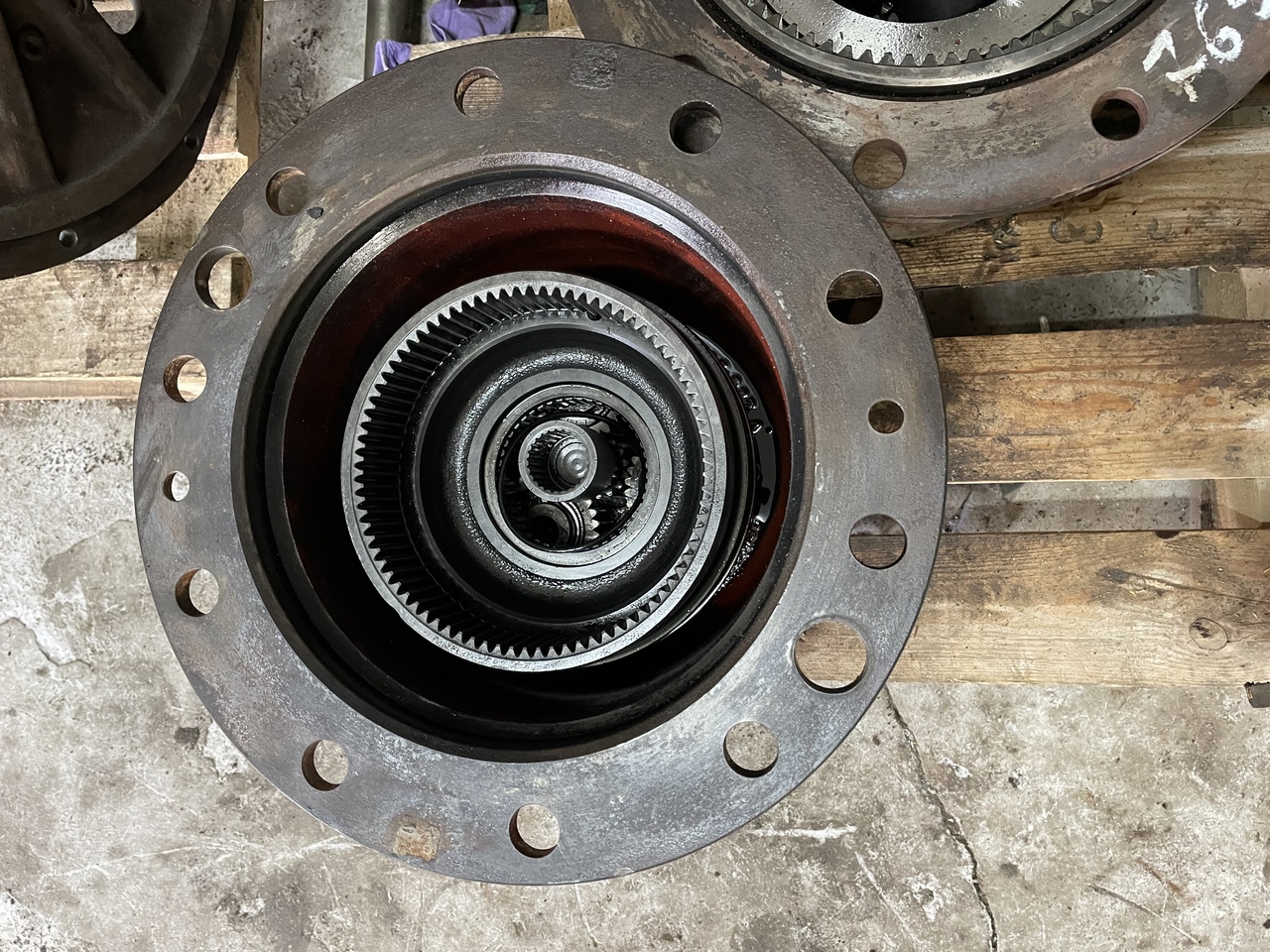 ZF zwolnica MS-E3050 - Axle and parts for Excavator: picture 2 ZF zwolnica MS-E3050 - Axle and parts for Excavator: picture 2