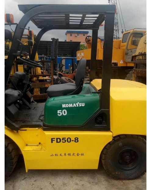 2019 Komatsu FD50 - Forklift: picture 2 2019 Komatsu FD50 - Forklift: picture 2