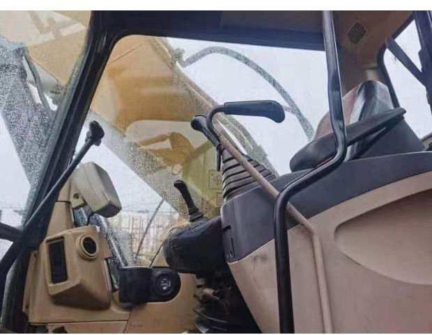 Crawler excavator 2020 Caterpillar 330D: picture 14