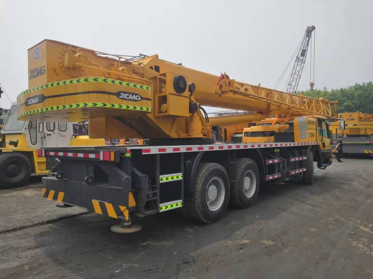 XCMG QY25K - Mobile crane: picture 2 XCMG QY25K - Mobile crane: picture 2