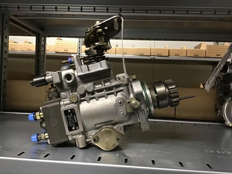 Bosch Injection Pump - Fuel pump: picture 1 Bosch Injection Pump - Fuel pump: picture 1