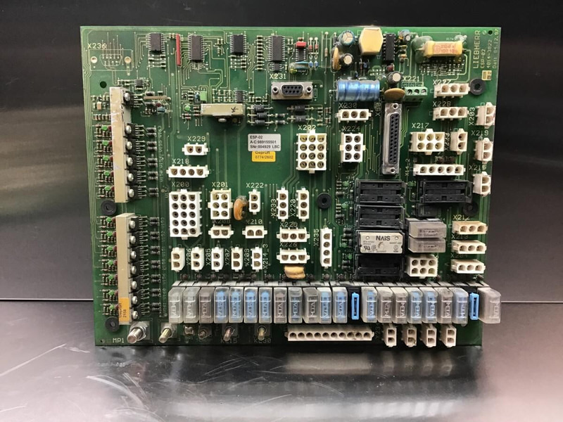 Liebherr A904C Li / A904 Li - Electrical system: picture 1 Liebherr A904C Li / A904 Li - Electrical system: picture 1