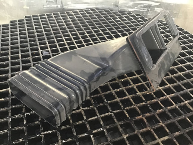 Liebherr Air Duct - A/C part: picture 3 Liebherr Air Duct - A/C part: picture 3