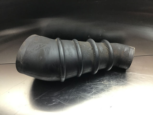 Liebherr Air Filter Hose - Air intake pipe: picture 4 Liebherr Air Filter Hose - Air intake pipe: picture 4