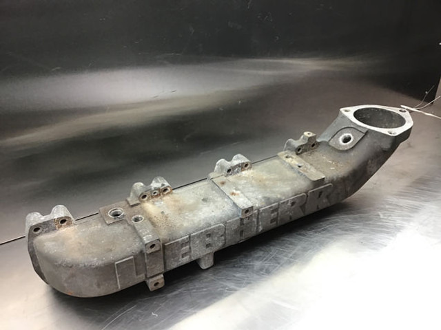 Liebherr Air Suction Pipe - Air intake pipe: picture 1 Liebherr Air Suction Pipe - Air intake pipe: picture 1