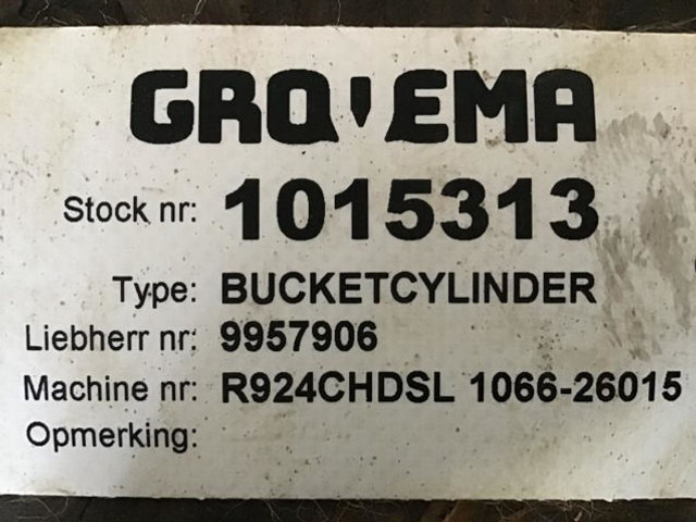 Liebherr Bucket Cylinder - Hydraulic cylinder: picture 3 Liebherr Bucket Cylinder - Hydraulic cylinder: picture 3