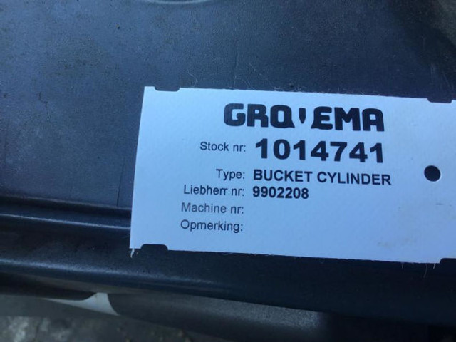 Liebherr Bucket Cylinder - Hydraulic cylinder: picture 2 Liebherr Bucket Cylinder - Hydraulic cylinder: picture 2