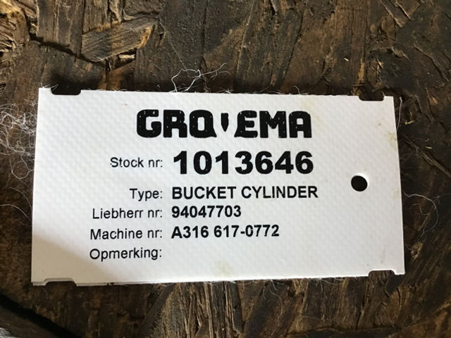 Liebherr Bucket Cylinder - Hydraulic cylinder: picture 5 Liebherr Bucket Cylinder - Hydraulic cylinder: picture 5
