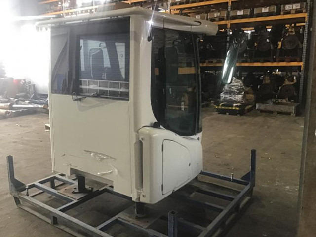 Liebherr Cabin - Cab and interior: picture 4 Liebherr Cabin - Cab and interior: picture 4